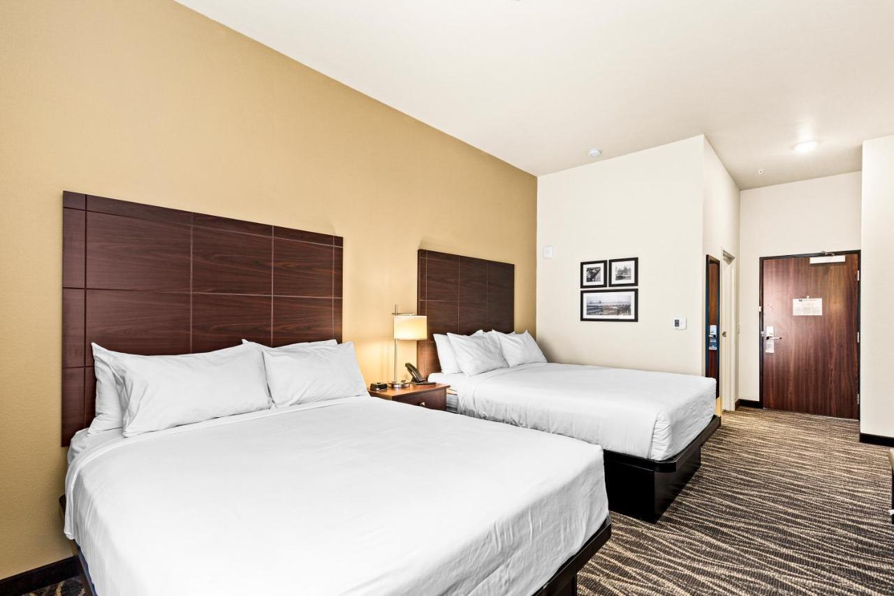 Cobblestone Hotel & Suites - Ottumwa Екстериор снимка