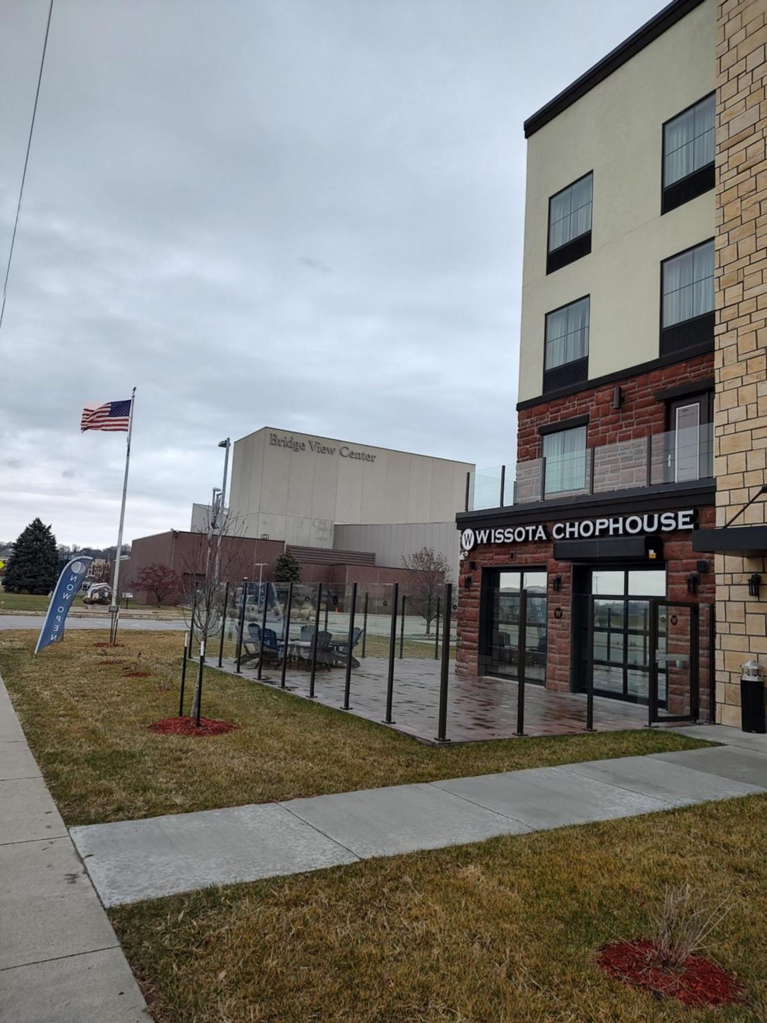 Cobblestone Hotel & Suites - Ottumwa Екстериор снимка
